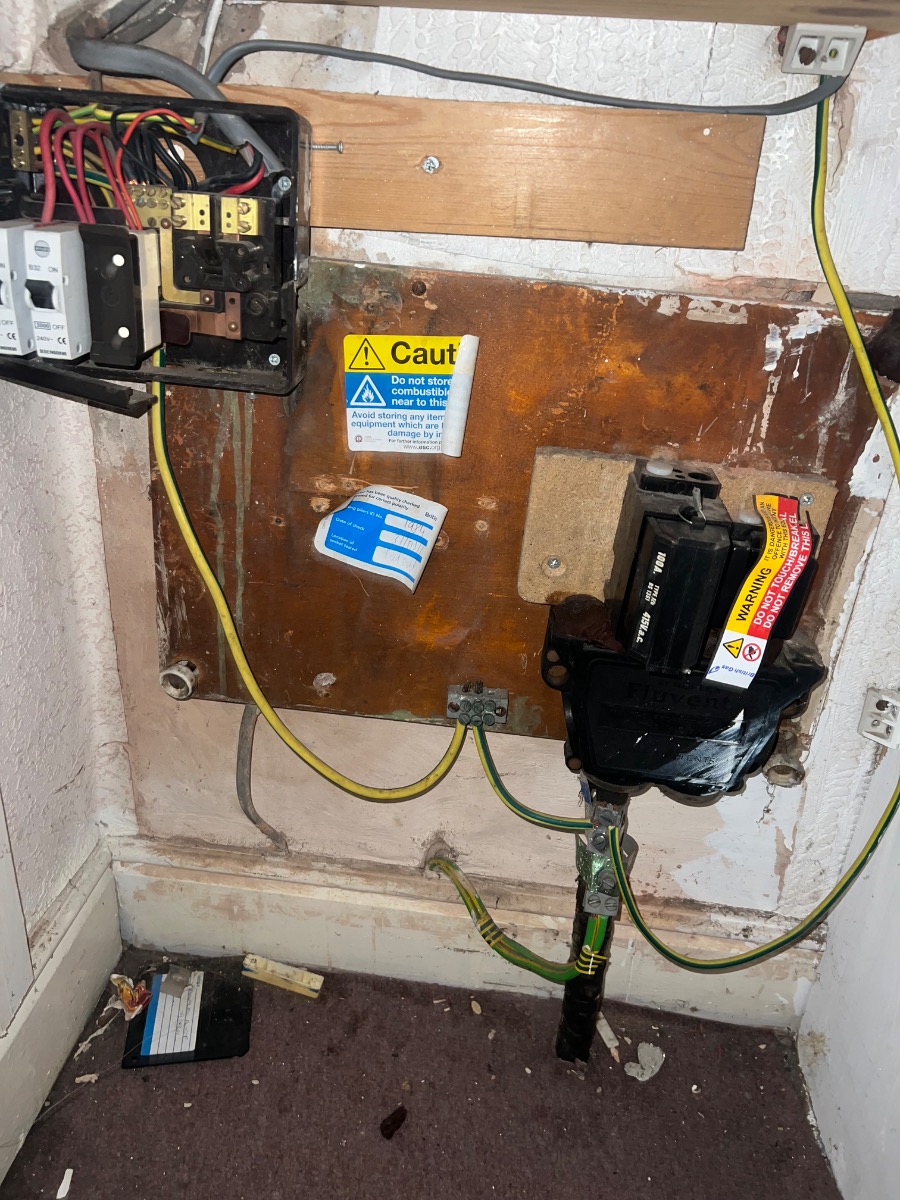 Electrician: Image 11