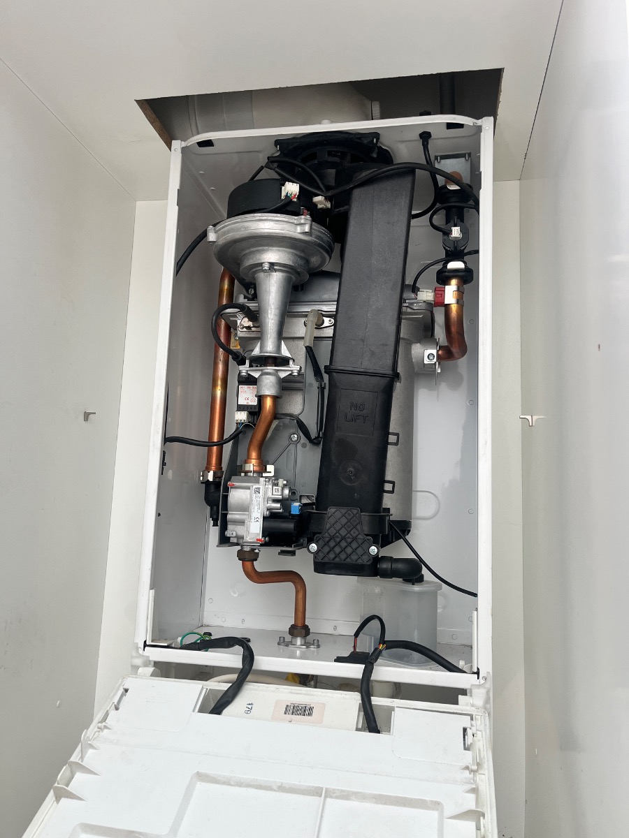 Heating Engineer: Image 1