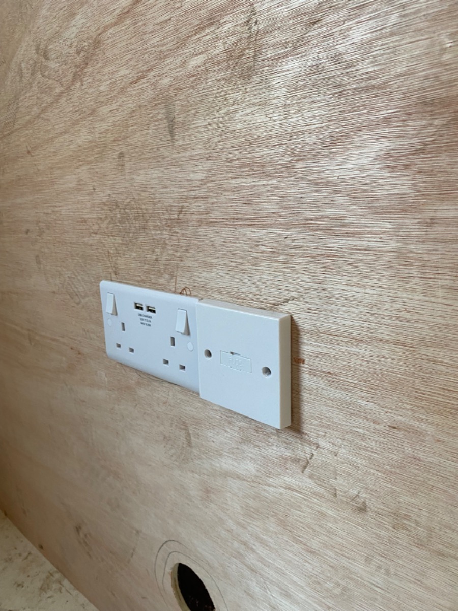 Electrician: Image 25