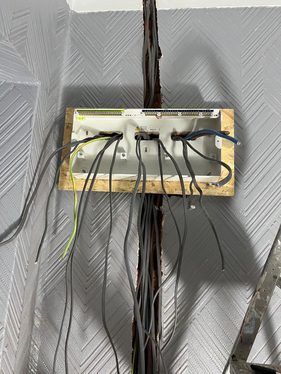 Electrician: Image 6