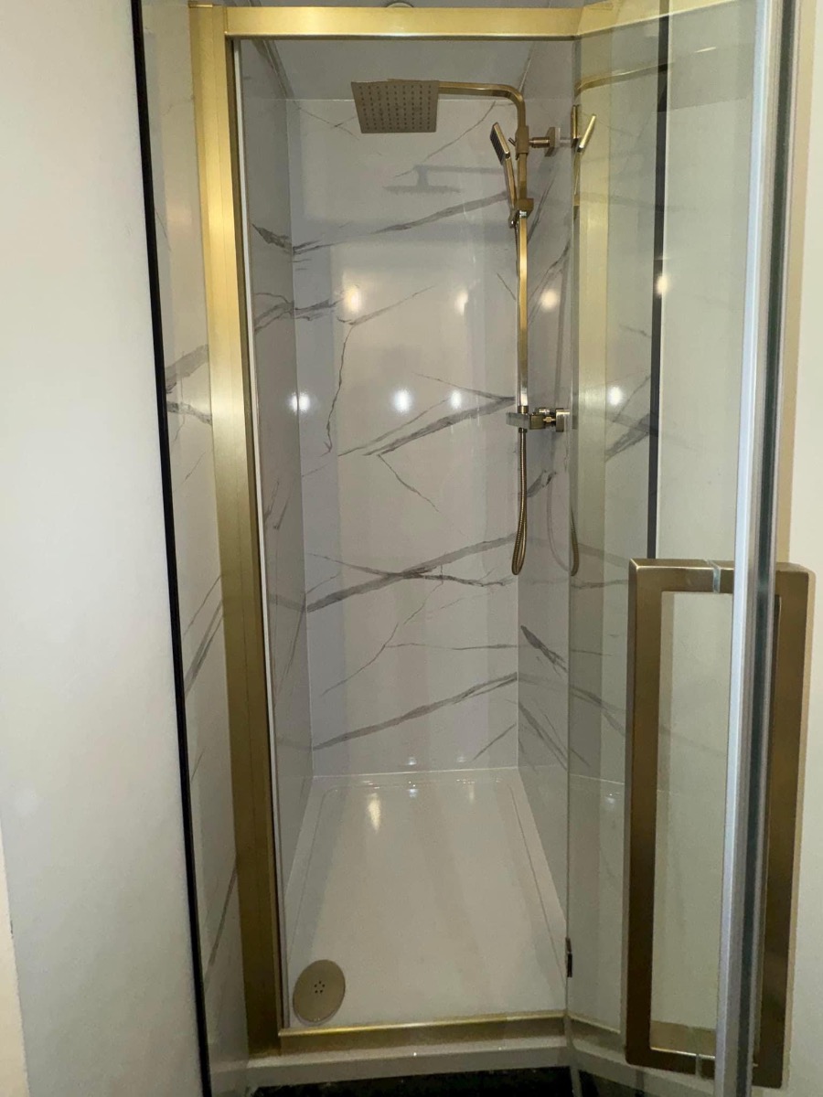 Bathroom Fitter: Image 5