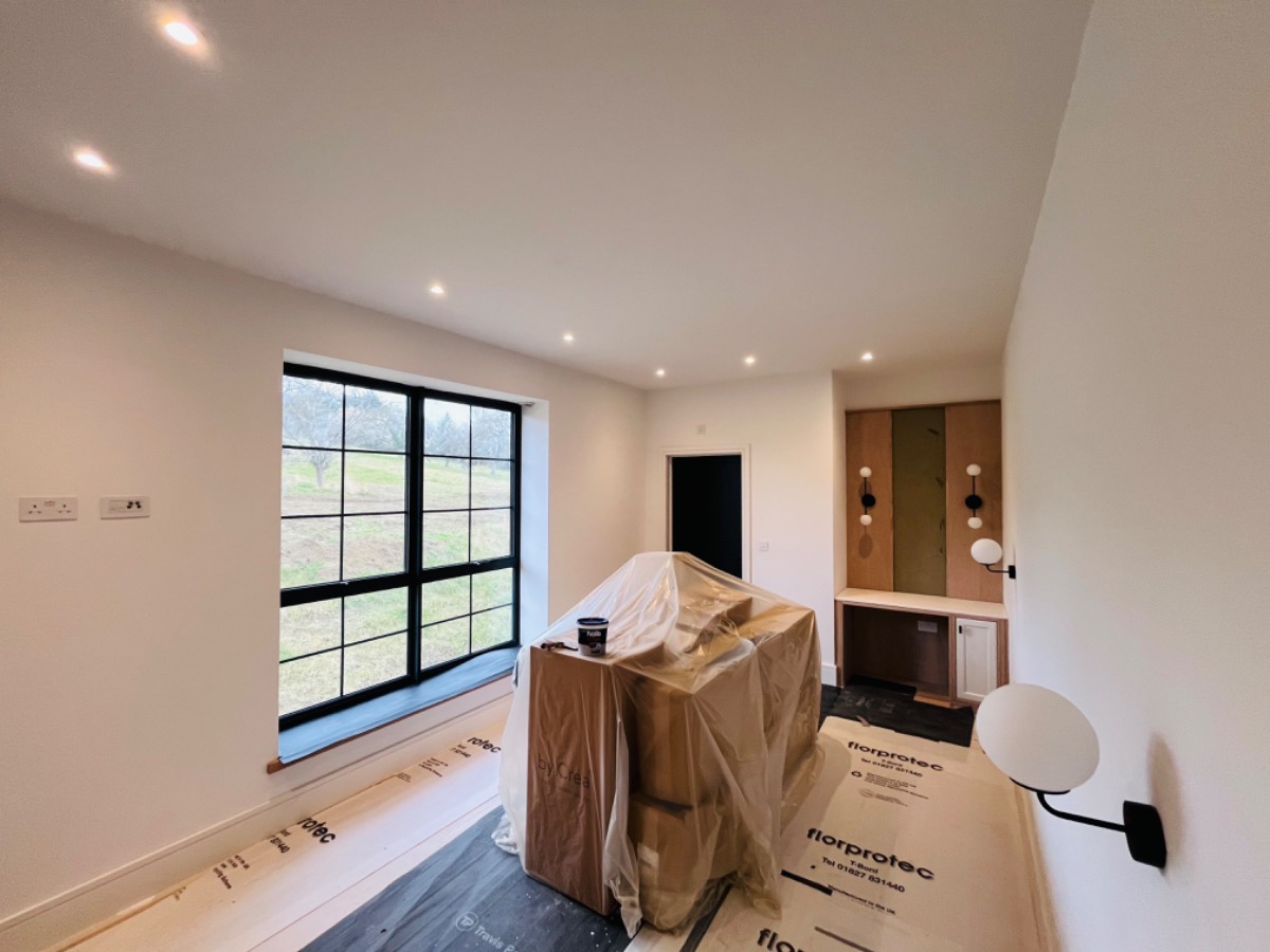 Painter and Decorator: Image 3