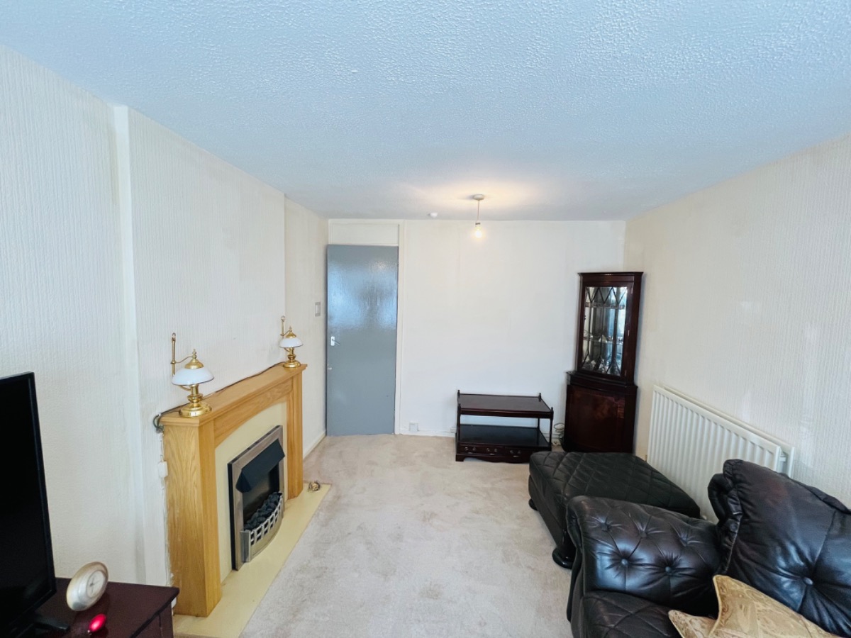 Painter and Decorator: Image 6