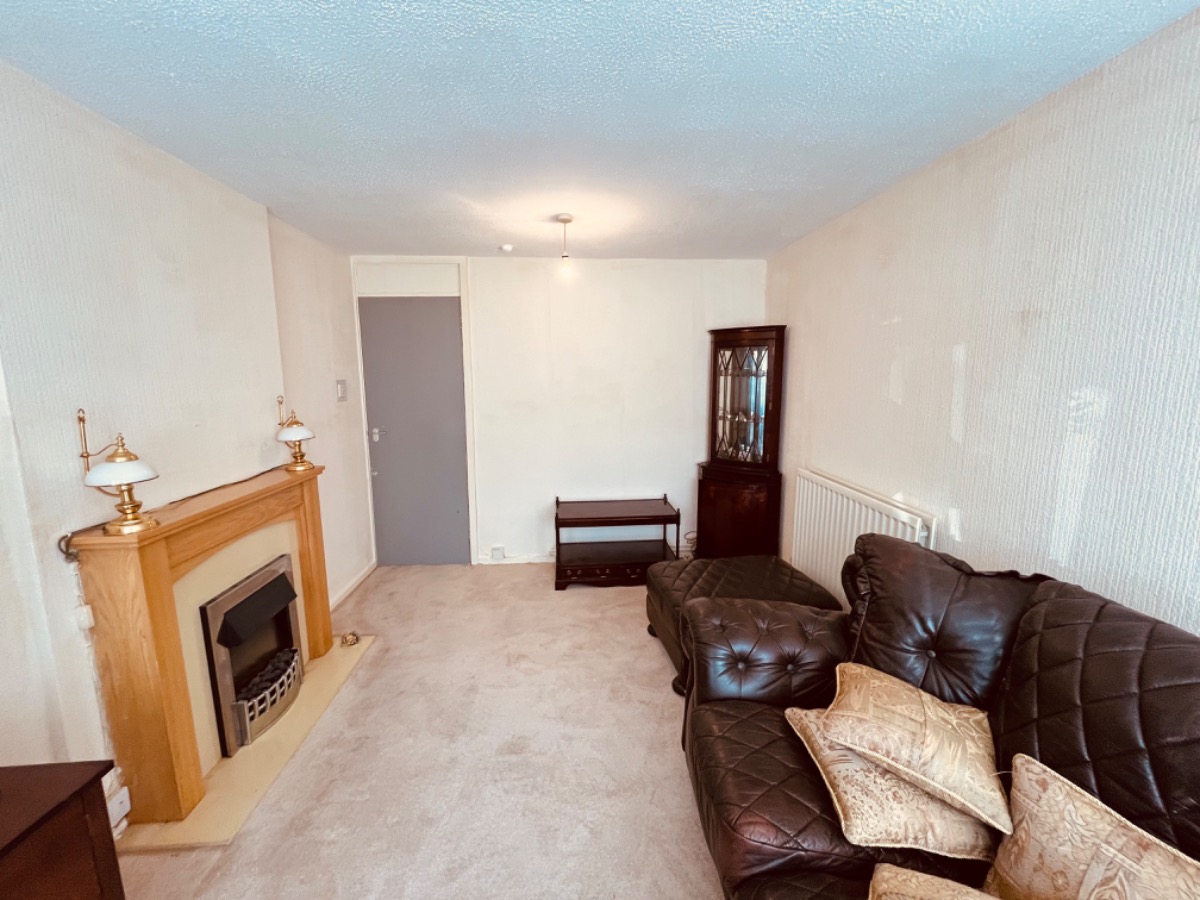 Painter and Decorator: Image 9
