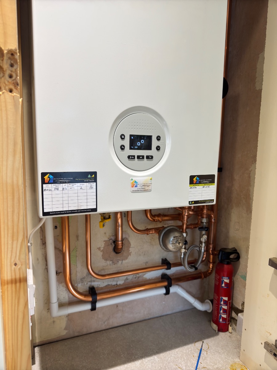 Heating Engineer: Image 11