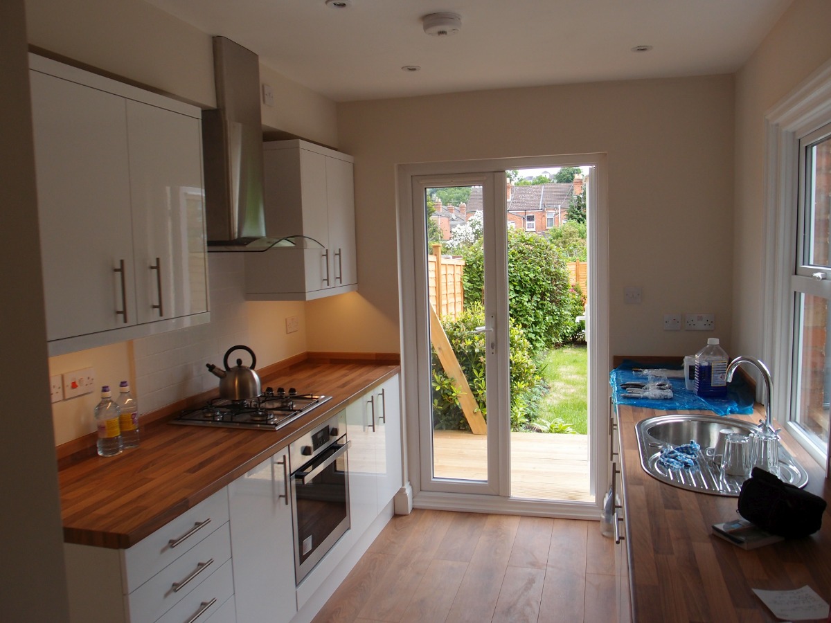 Kitchen Fitter: Image 19