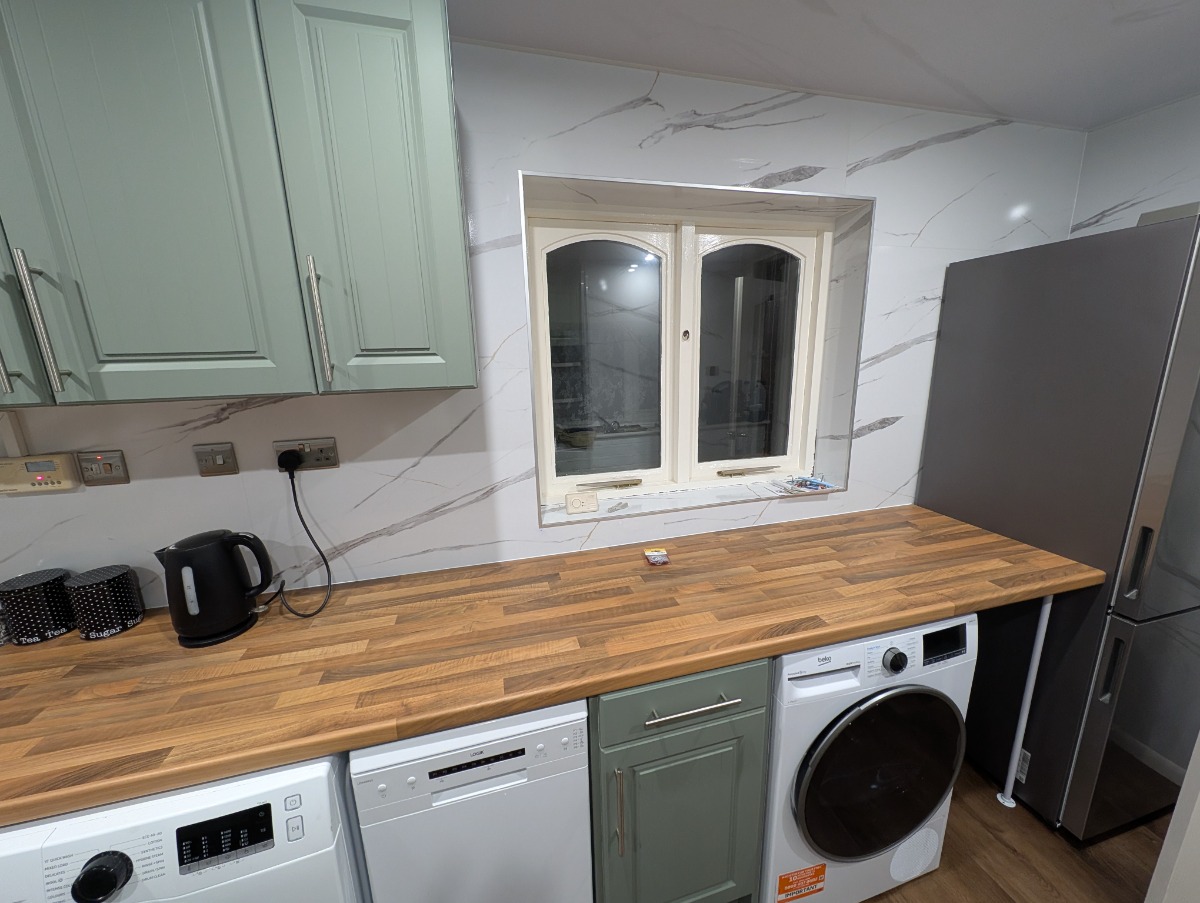 Kitchen Fitter: Image 2