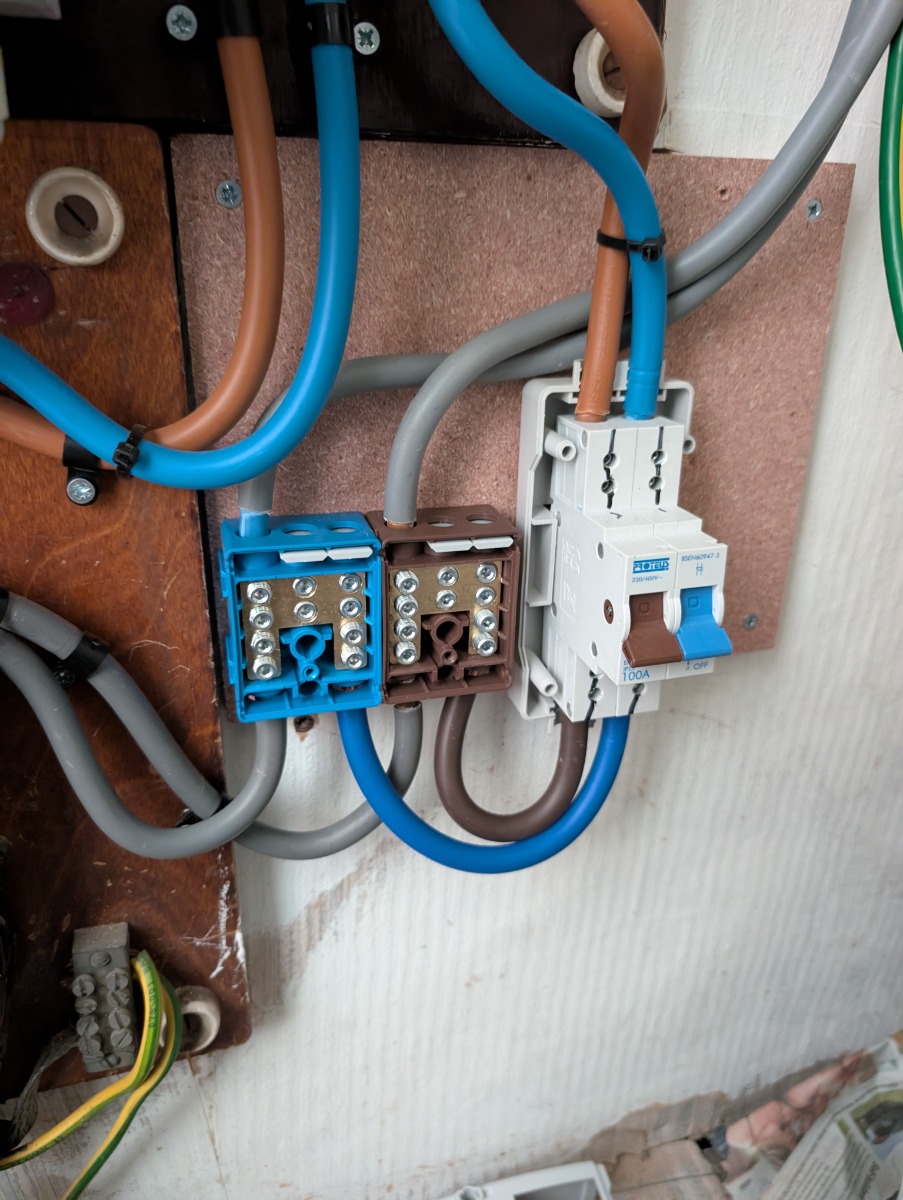 Electrician: Image 3