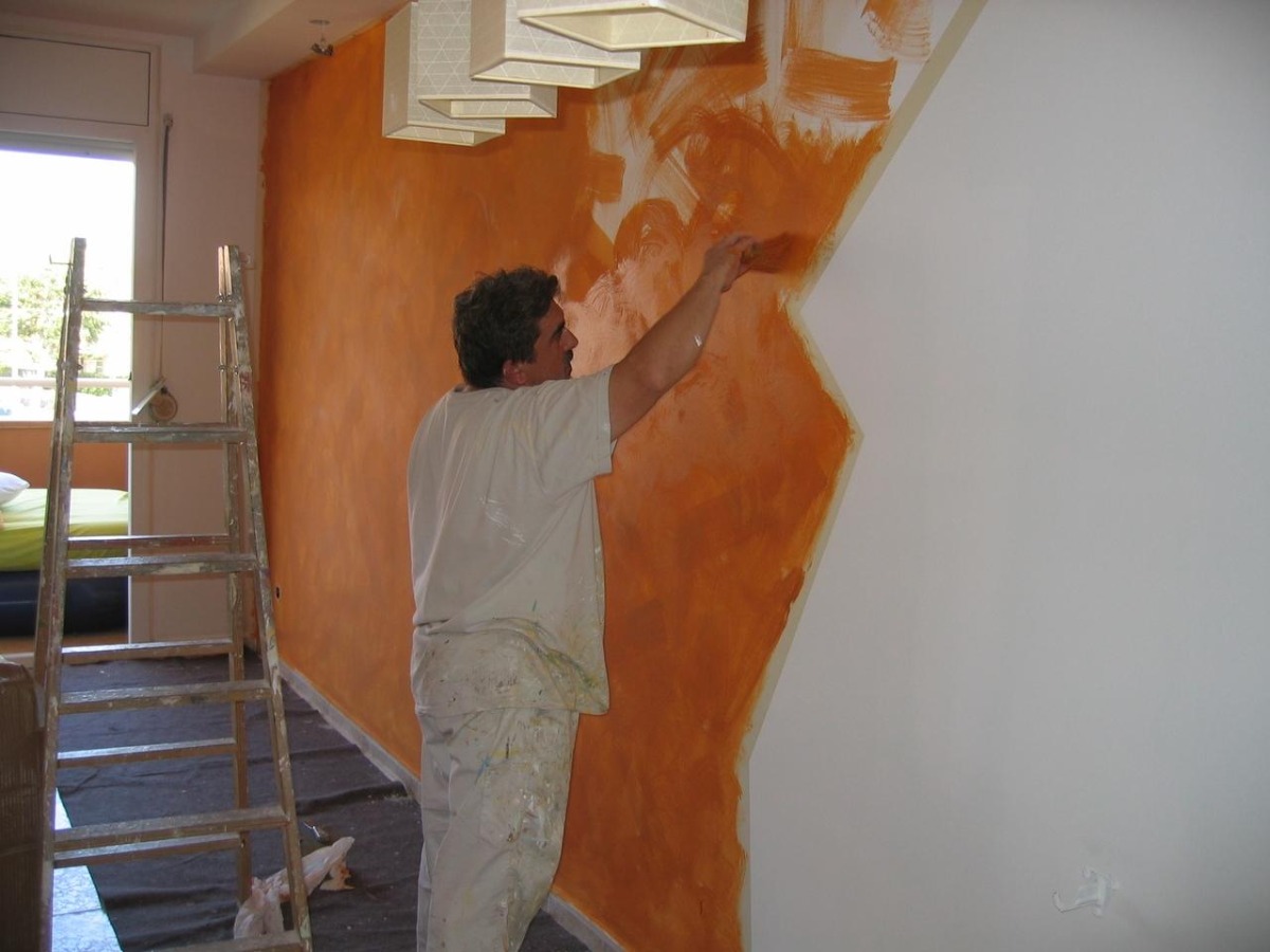 Painter and Decorator: Image 3