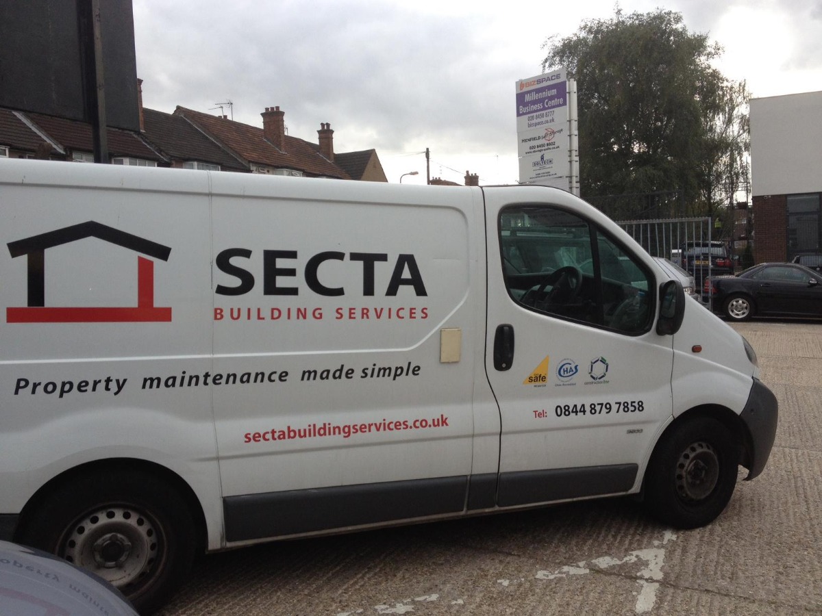 Company: Image 1 – Secta van 