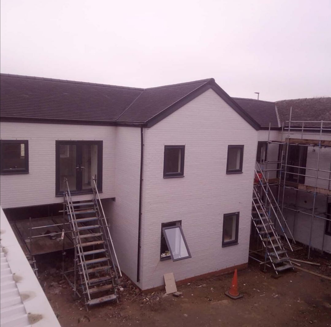 Painter and Decorator: Image 1