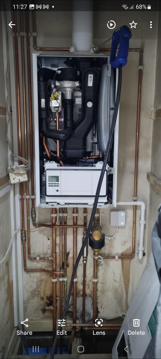 Heating Engineer: Image 5