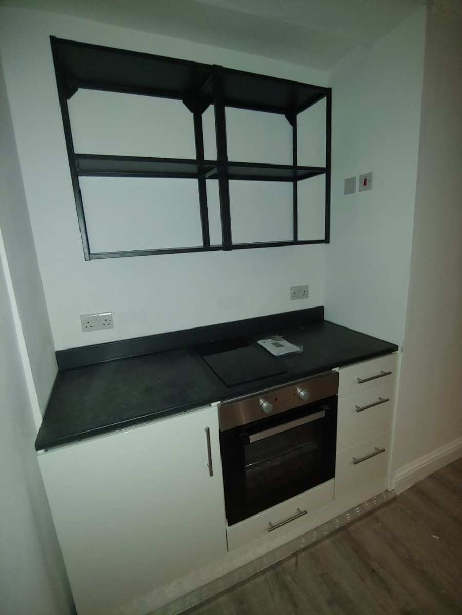 Builder: Image 2
