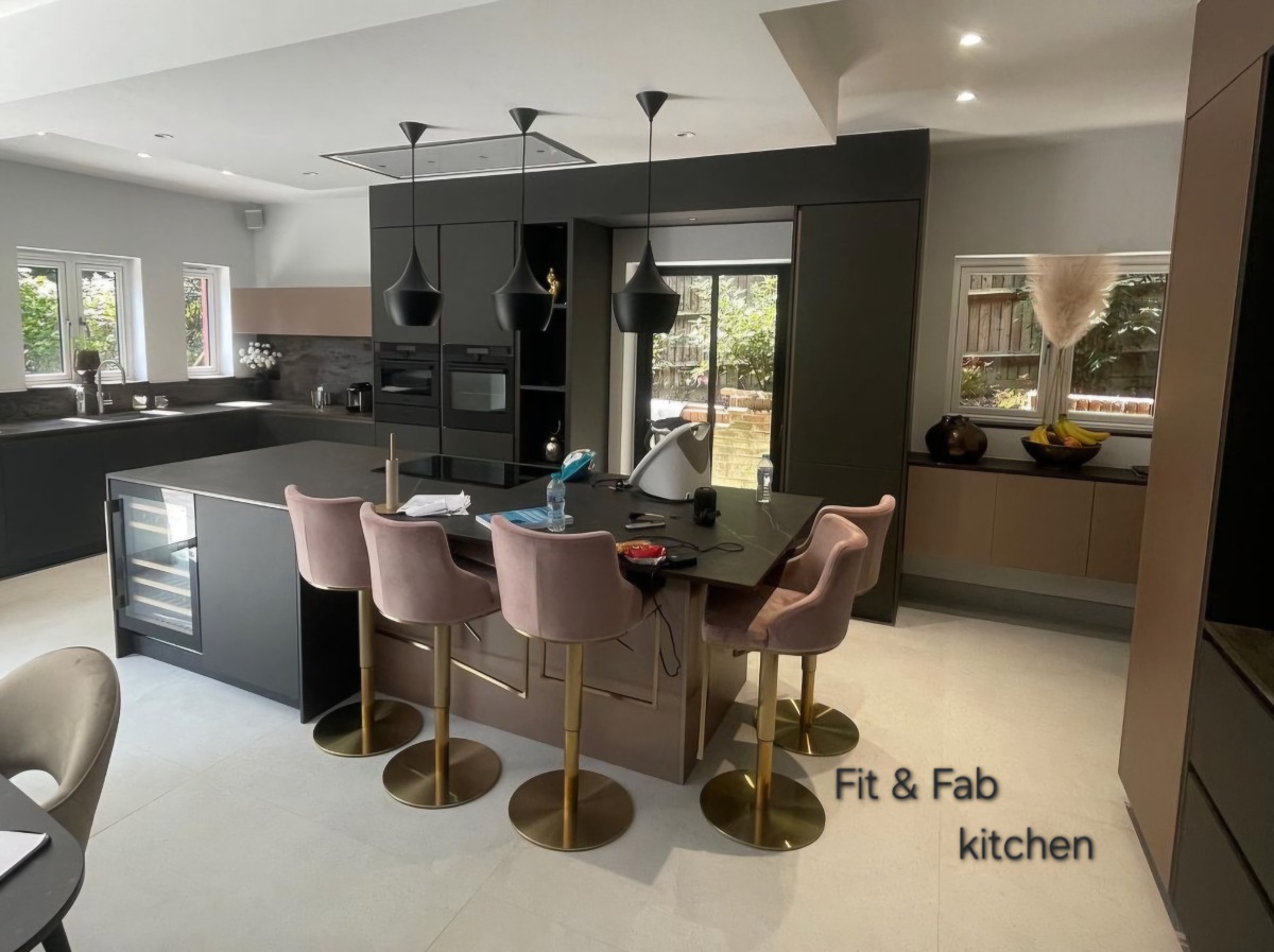 Kitchen Fitter: Image 6