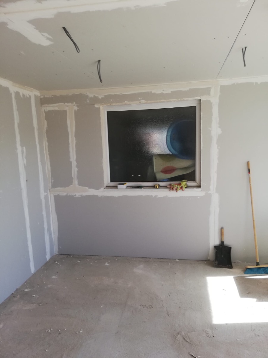 Painter and Decorator: Image 5