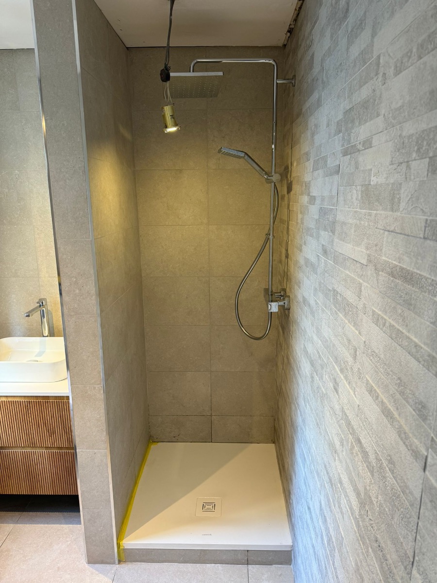 Bathroom Fitter: Image 24