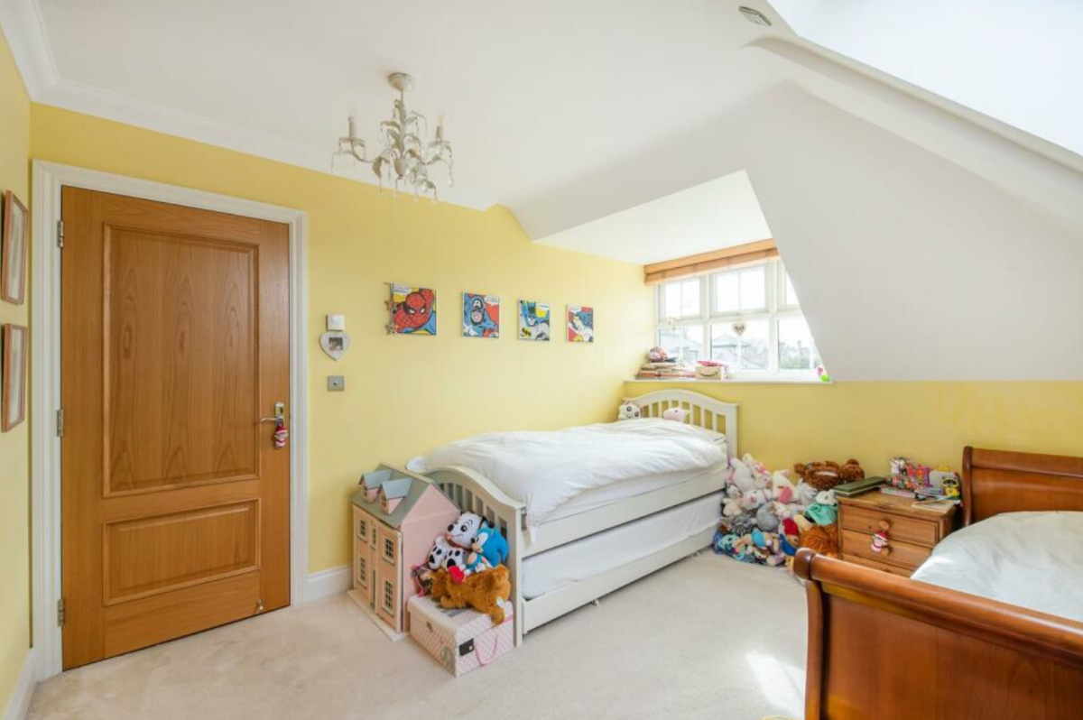 Painter and Decorator: Image 7