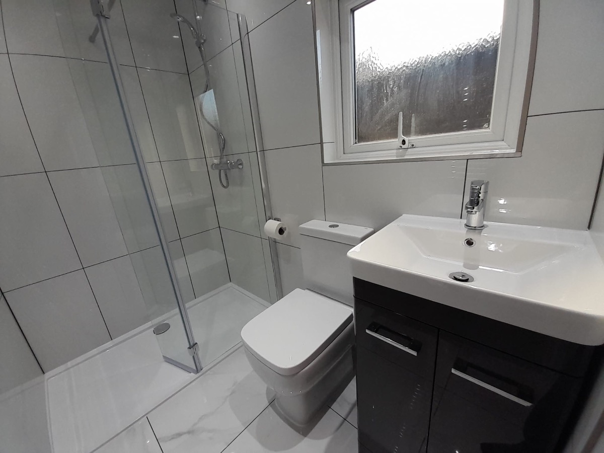 Bathroom Fitter: Image 30