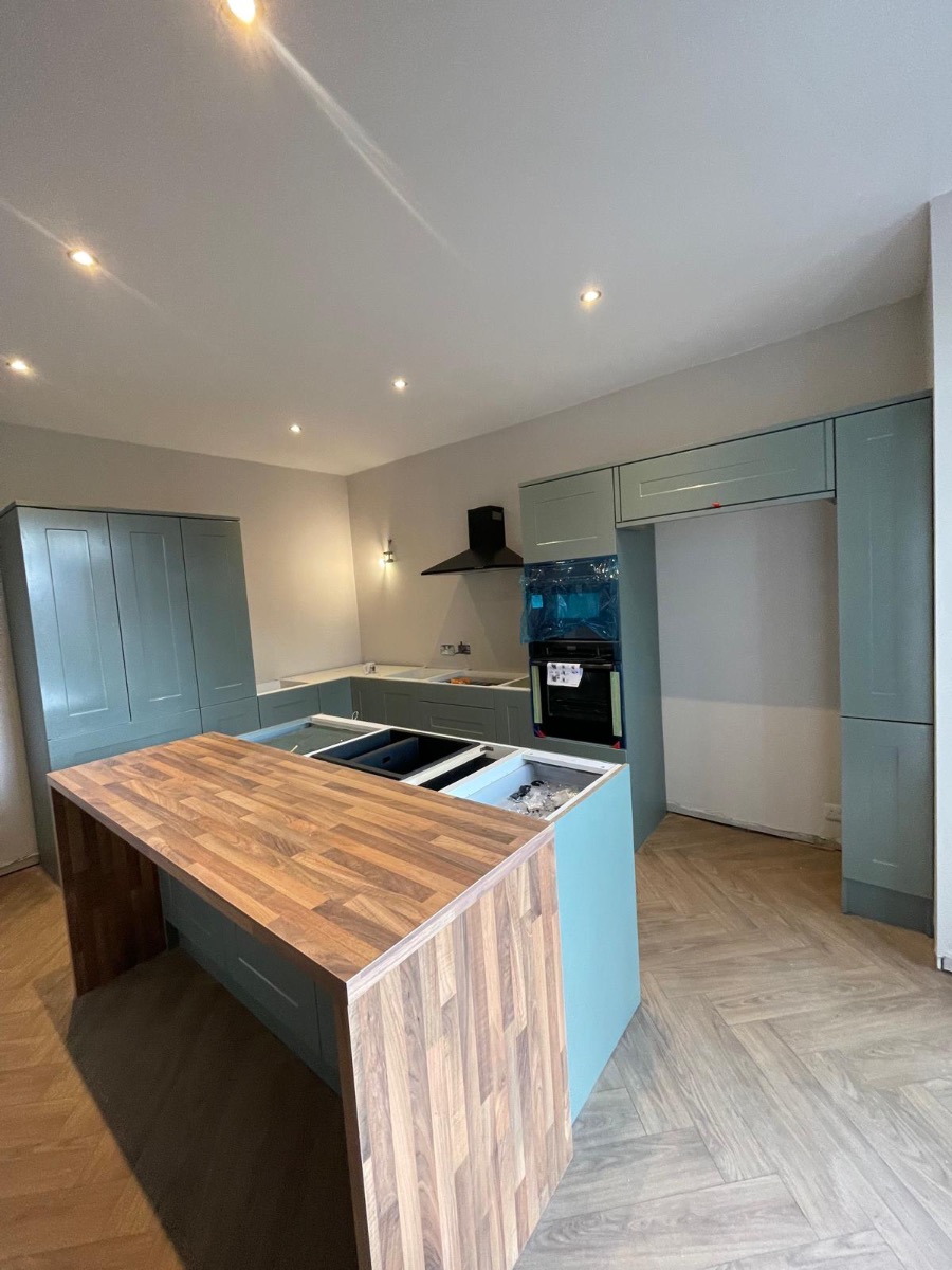 Kitchen Fitter: Image 2