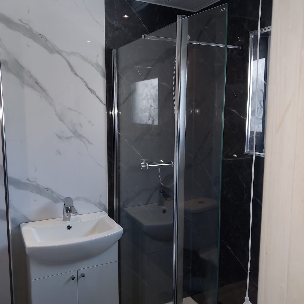 Bathroom Fitter: Image 2
