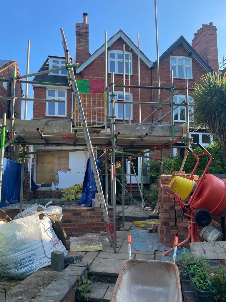 Builder: Image 3