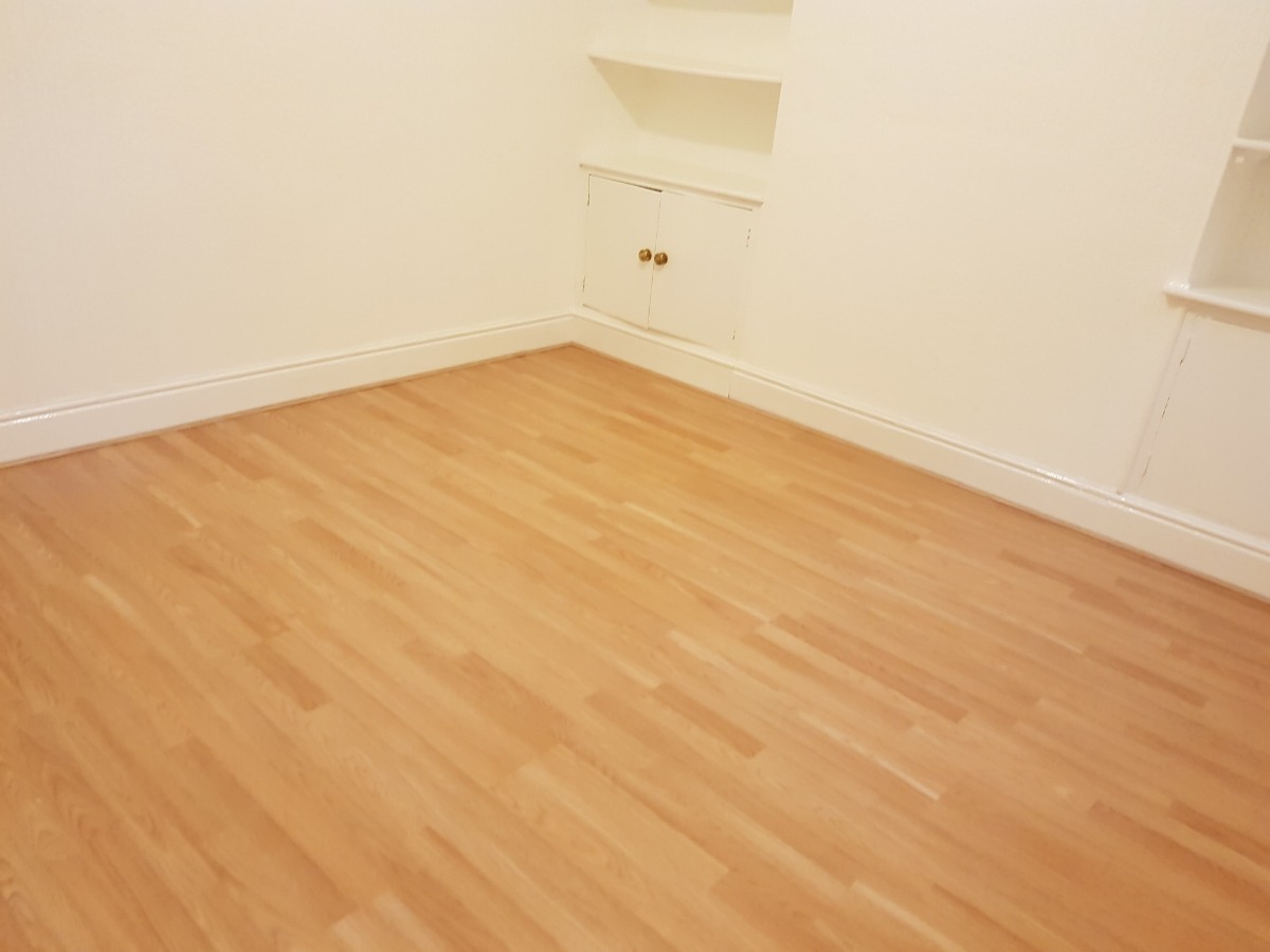 Painter and Decorator: Image 5