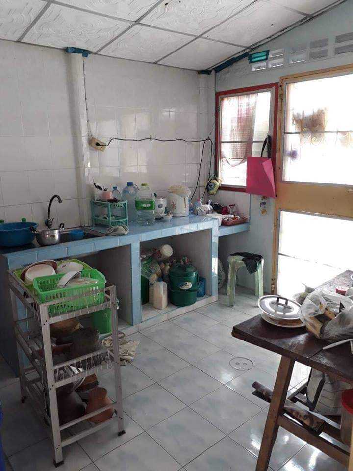 Builder: Image 72