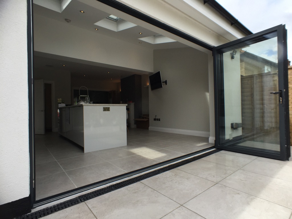 Builder: Image 12